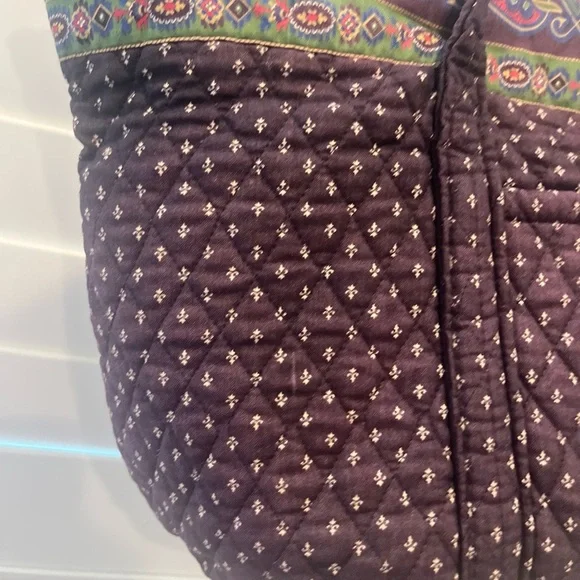 Vera Bradley Purple Travel Bag Quilted Design - Picture 8 of 13